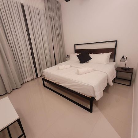 Hasara Oceanfront Apartments Galle Eksteriør billede